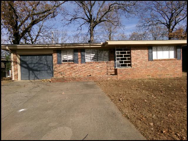 Building Photo - 408 Pickwick Ln