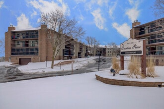 Building Photo - 4350 Trenton Ln N