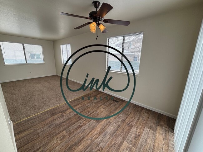 Foto del edificio - VI1377-1377 Village Way