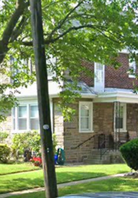 Foto del edificio - 742 Longshore Ave