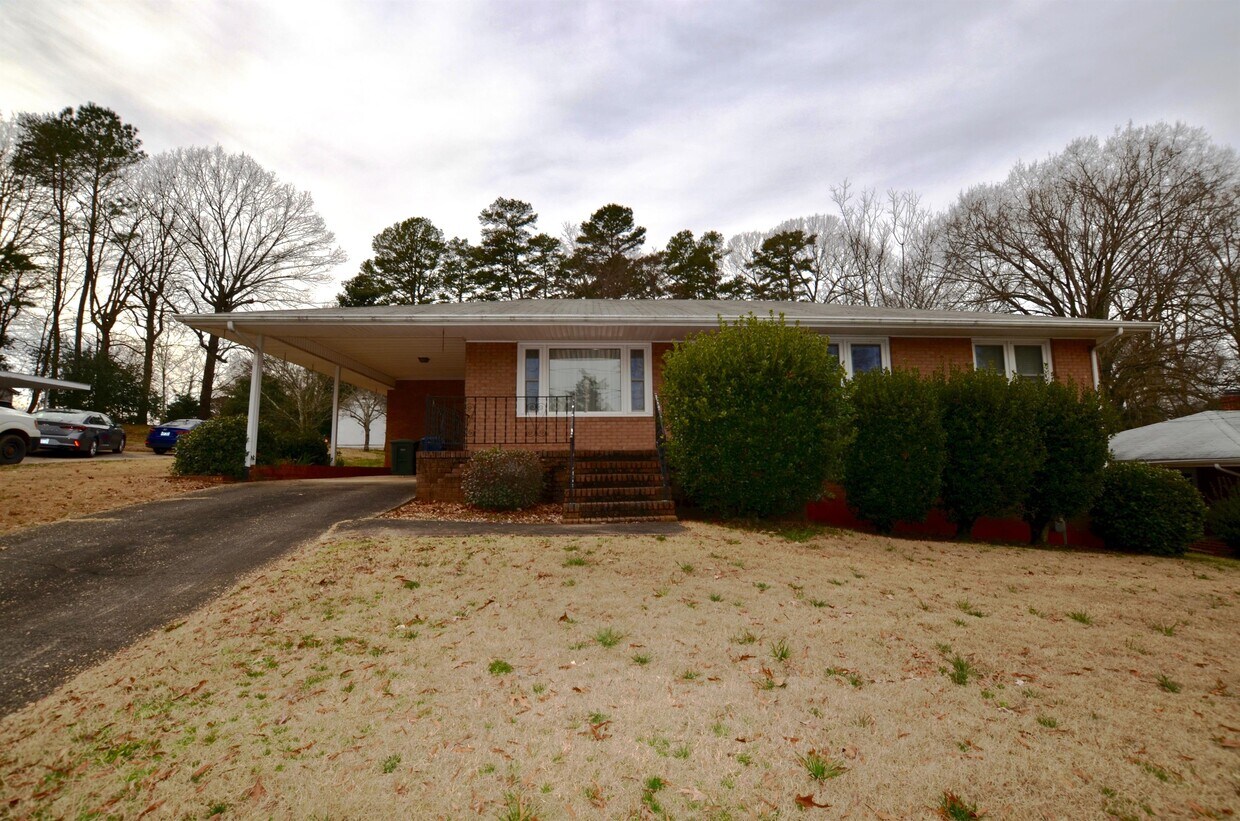 1041 Holmes Ave, Salisbury, NC 28144 House Rental in Salisbury, NC
