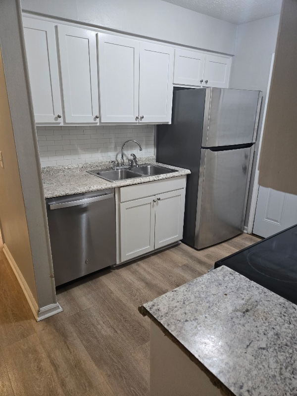 Foto del edificio - 1215 Winifred Ln