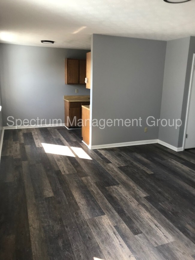Foto del edificio - 2 bedroom 1 bath apartment in Greeneville, TN