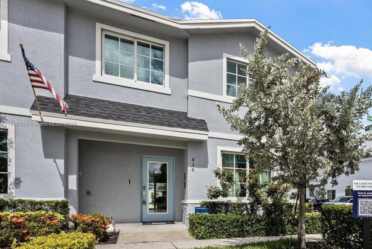 Foto principal - 436 NW 10th St