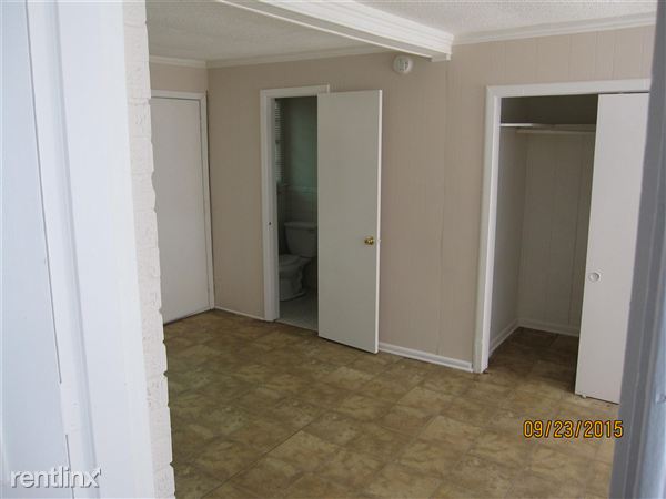 Foto del edificio - 801 W 5th St