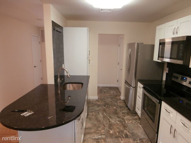Building Photo - 2 br, 2 bath Condo - 38 Great Meadow Lane