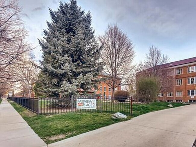 Building Photo - 3249 W Fairview Pl