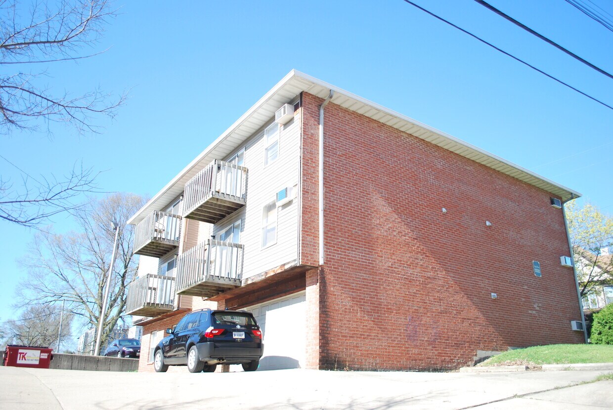 176 Littleton St, West Lafayette, IN 47906 Apartments in West