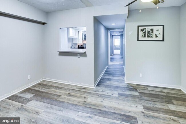 Foto del edificio - 2405 I St NW