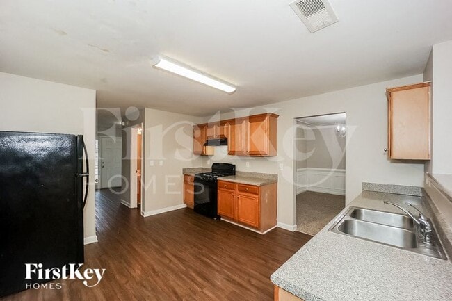 Foto del edificio - 5190 Upper Elm St