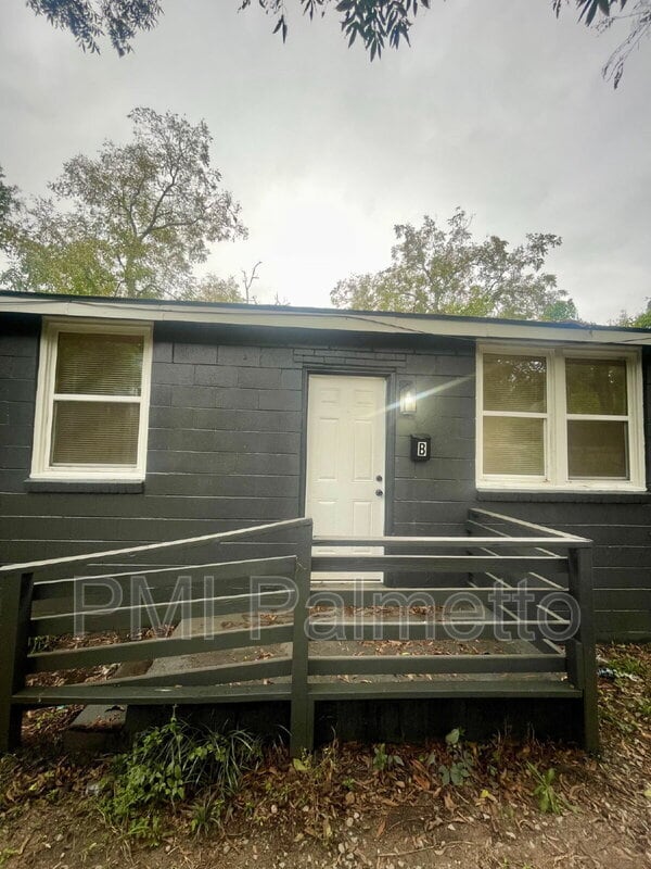 Foto principal - 2205 Harper St