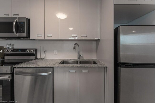 Photo du bâtiment - 652 Princess St