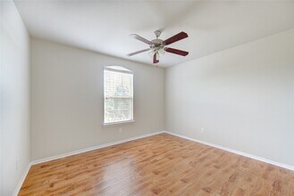 Building Photo - 29222 Dunns Creek Ct