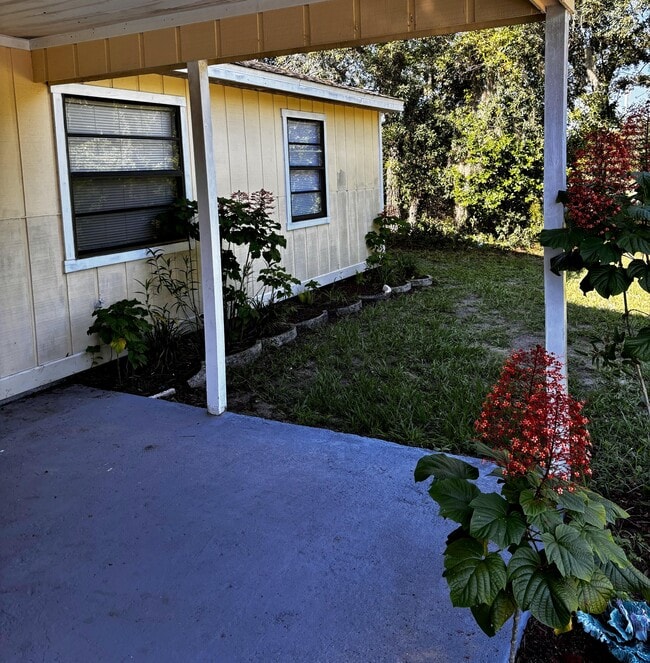 Building Photo - 2145 S Overview Dr
