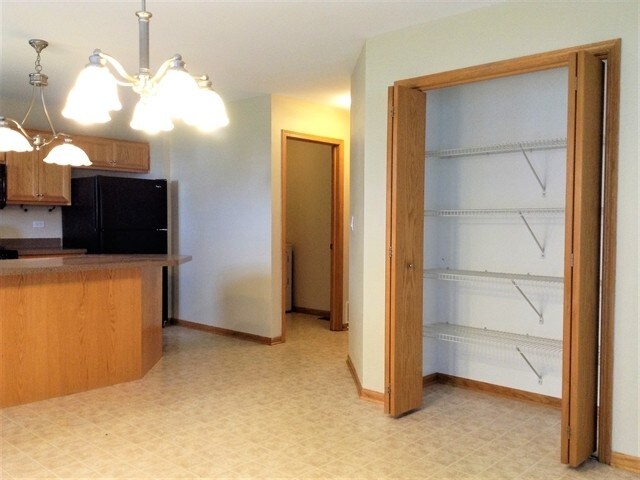 Foto del edificio - 16200 Carlow Cir