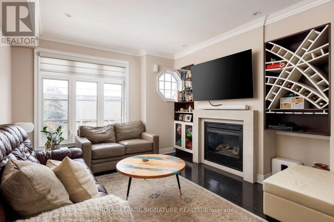 Building Photo - 825C Oxford St