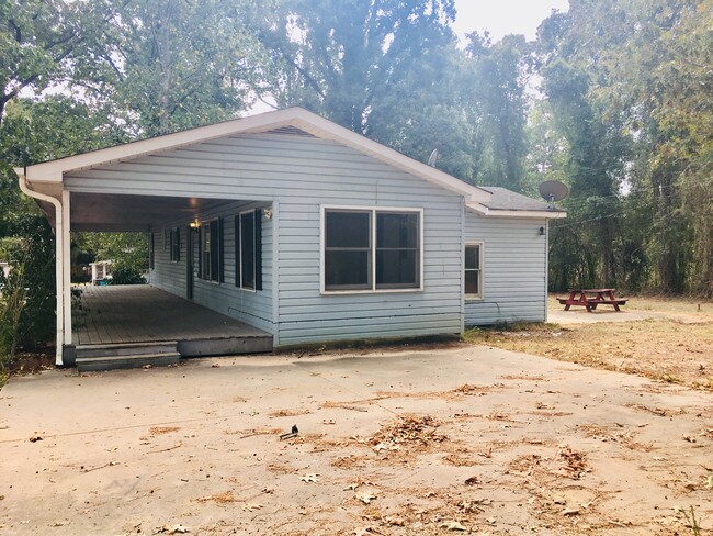 Building Photo - 88 Fox Ln