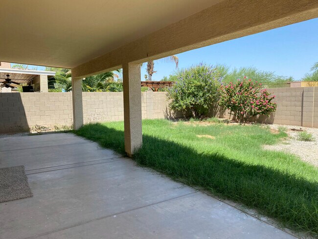 Foto del edificio - 16815 N 172nd Ave