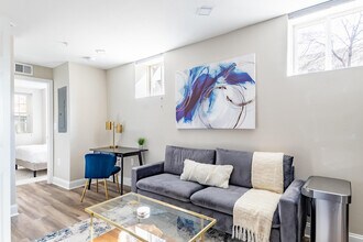 Building Photo - 708 North Carolina Ave SE