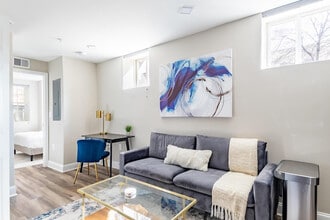 Building Photo - 708 North Carolina Ave SE