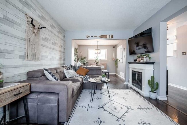 Photo du bâtiment - Perfect Blend of Style and Functionality! ...