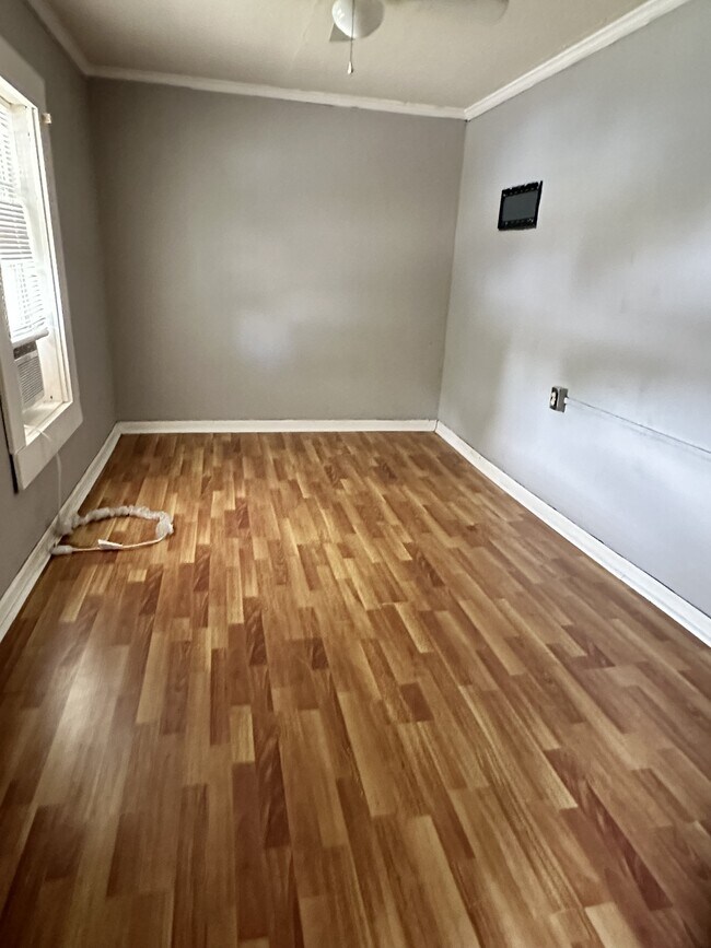 Foto del edificio - 1402 Worth St SW