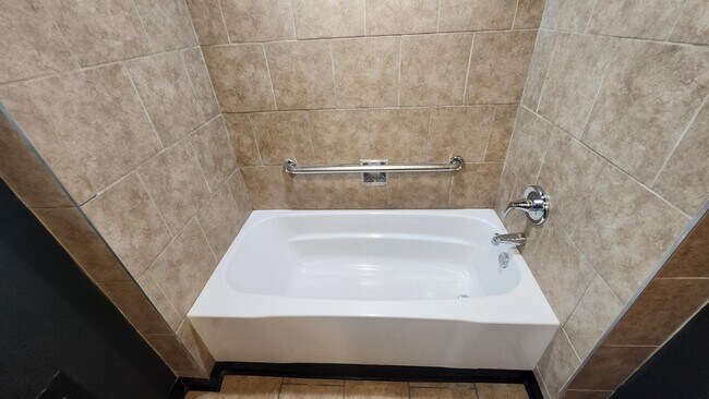 Photo - 10159 S King Dr House