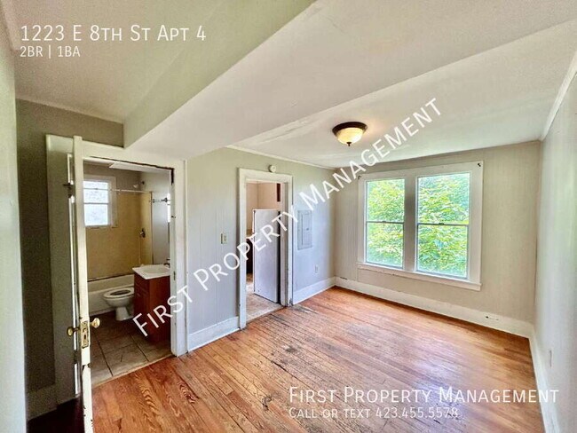 Foto del edificio - 1223 E 8th St
