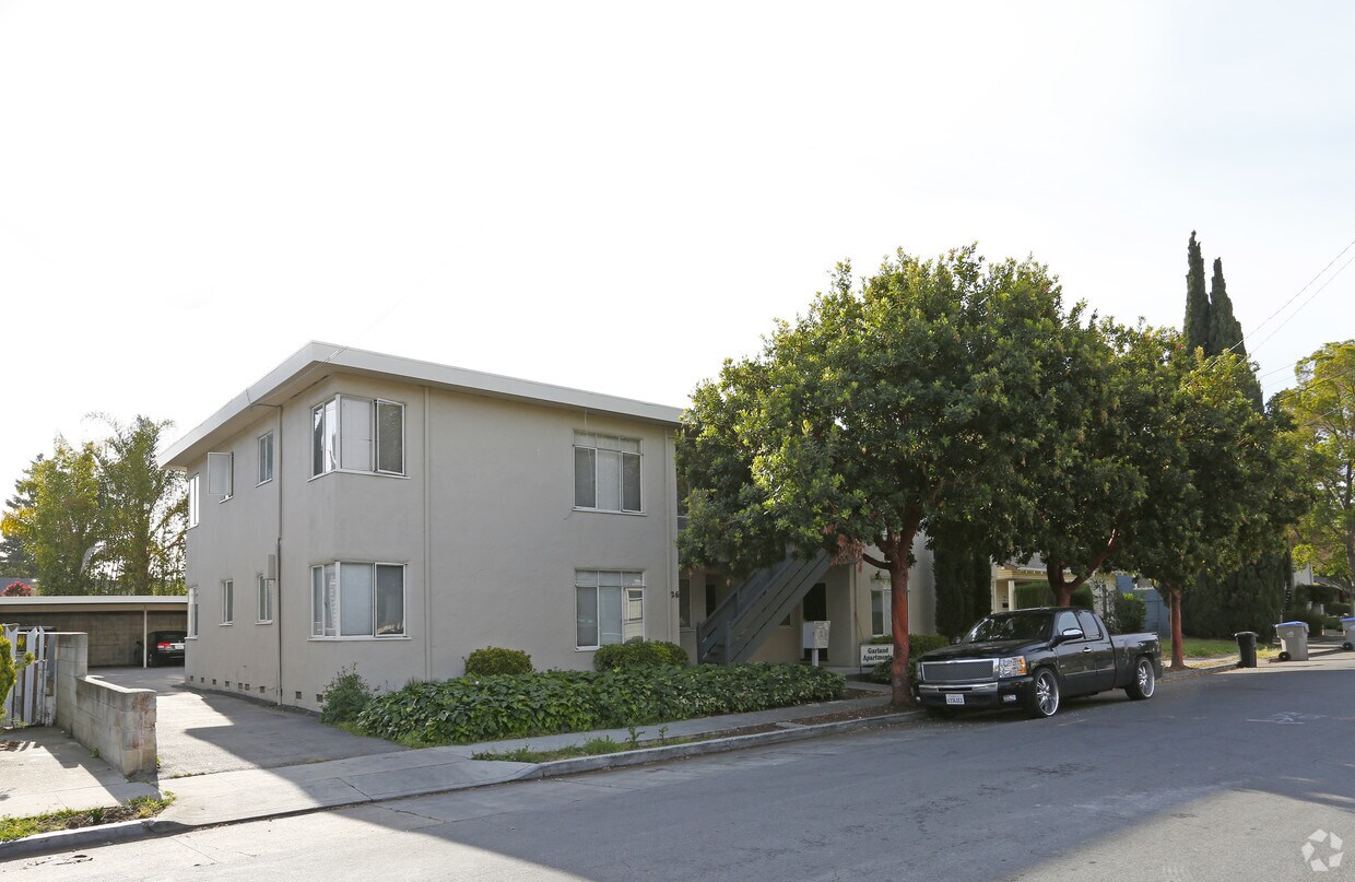 Foto principal - Garland Apartments