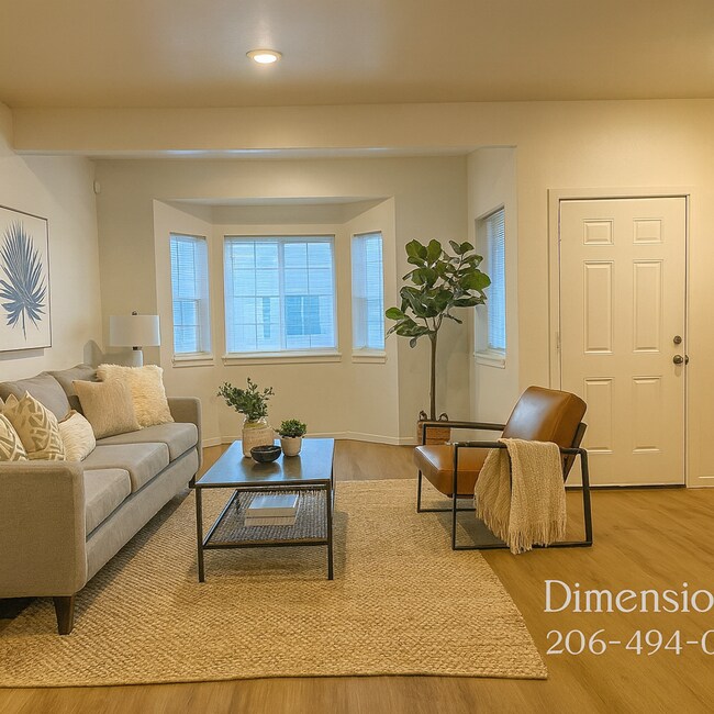 Foto del interior - Heart of Renton! Amazing 4 bed, 3.5 bath Renton townhome in a desirable location! Easy self showi...