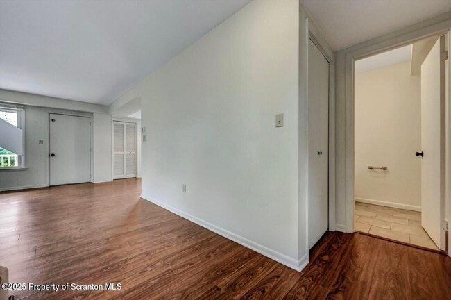 Building Photo - 26 Abington Gardens Dr