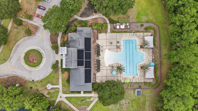 Foto del edificio - 85645 Stonehurst Pkwy