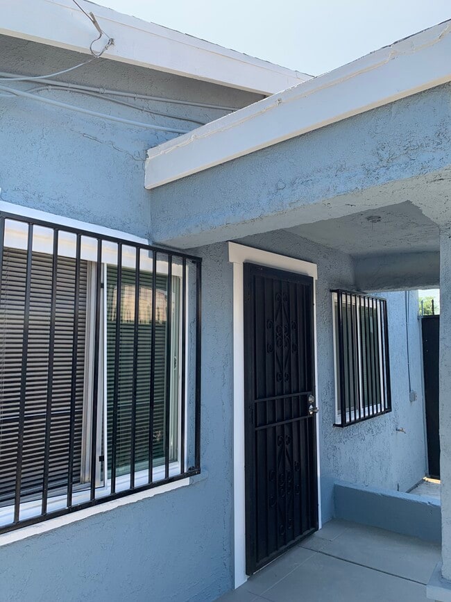 Building Photo - 8765 S San Pedro St