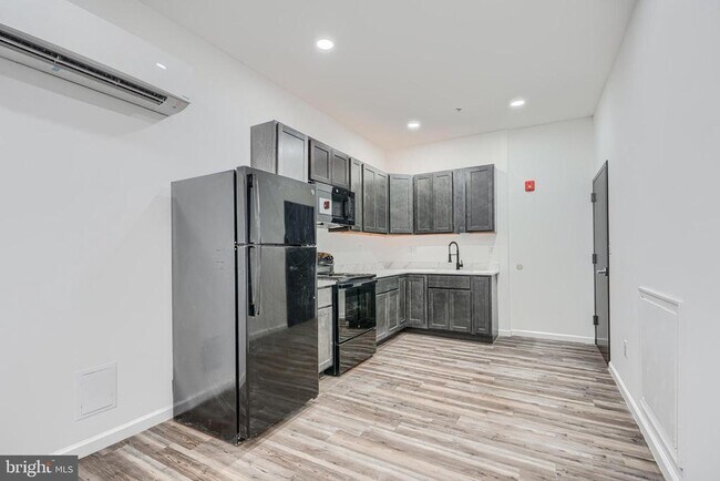 Foto del edificio - 7 S Carrollton Ave