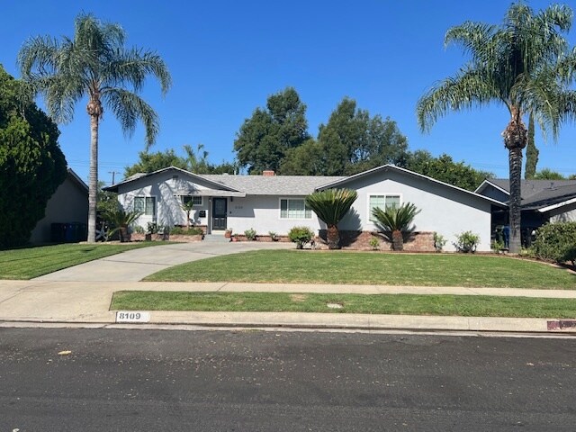 Curb appeal - 8109 Glade Ave