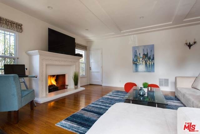 Foto del edificio - 6353 Orange St