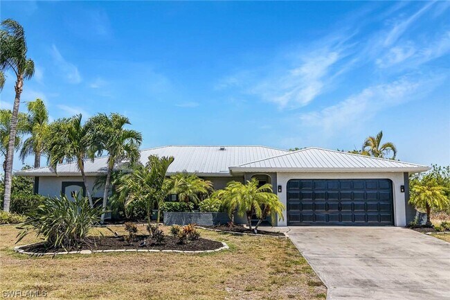 Building Photo - 1801 SW 45th Ln