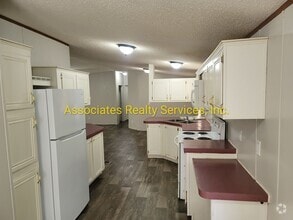 Building Photo - 16112 NW Co Rd 231