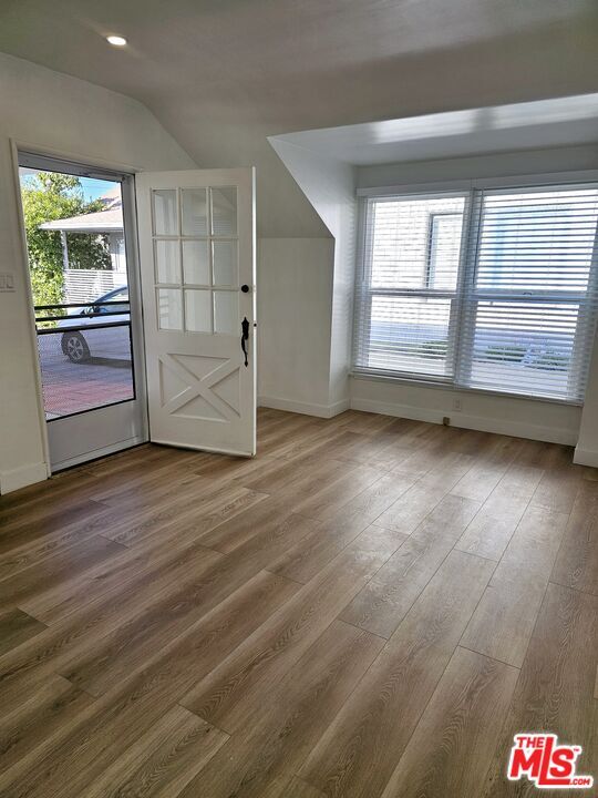 Building Photo - 841 Haverford Ave