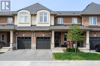 Building Photo - 19 Arietta Ln