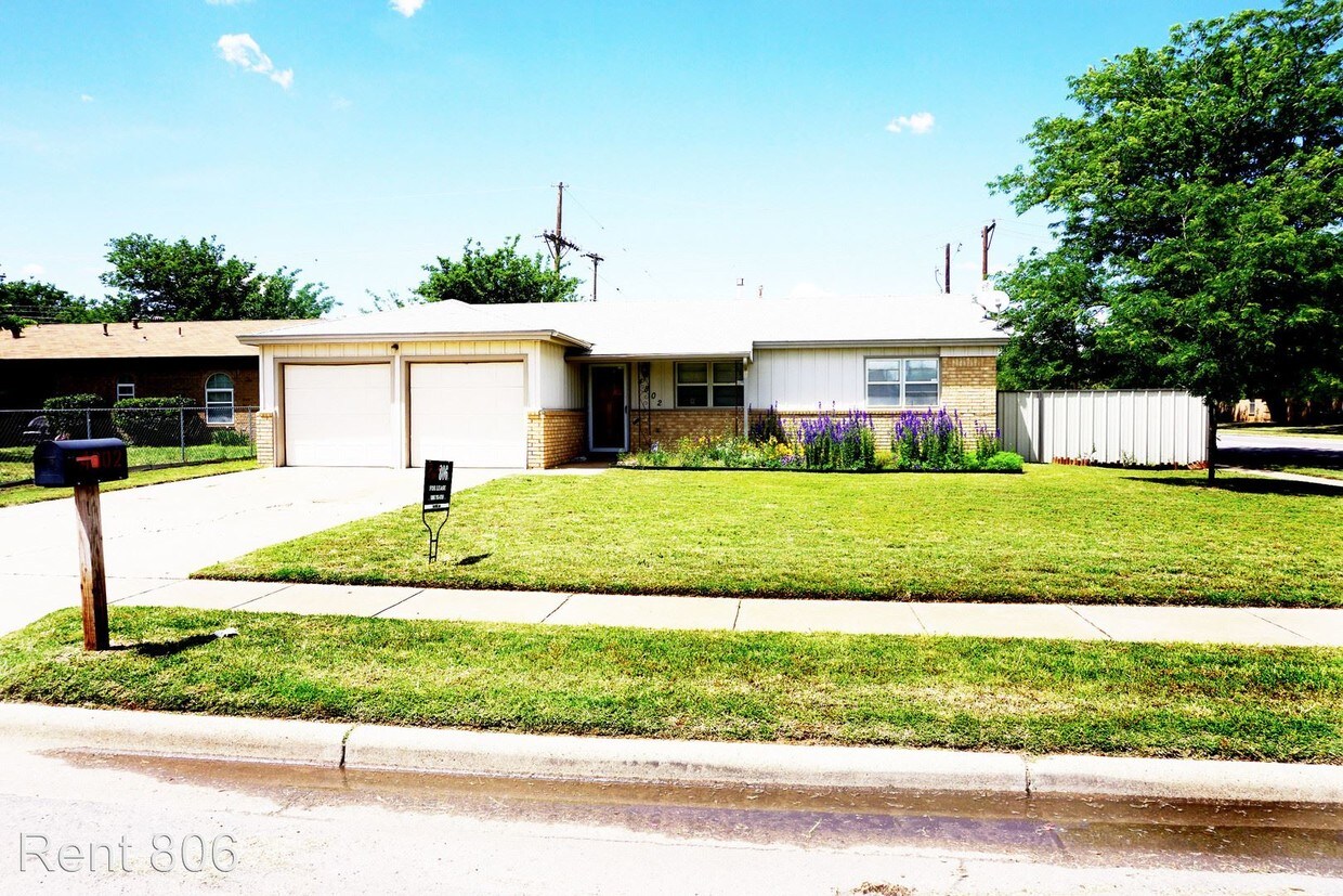 Primary Photo - 3 br, 2 bath House - 4802 54th