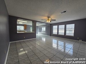 Foto del edificio - 1012 Sycamore Dr