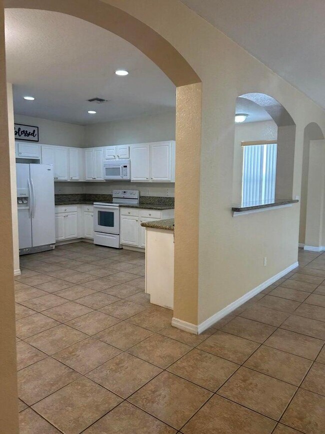Foto del edificio - 9426 Windrift Cir