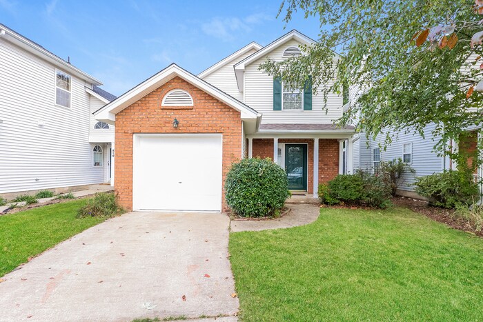 Foto principal - 814 Bexhill Ct N