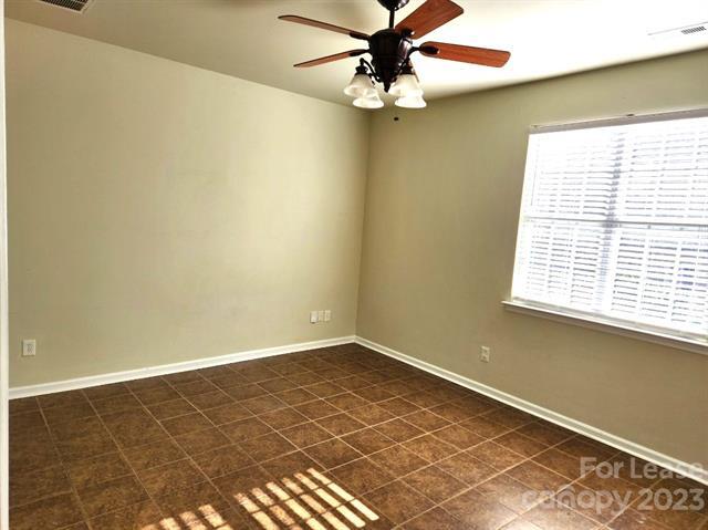 Building Photo - 9032 Holland Park Ln