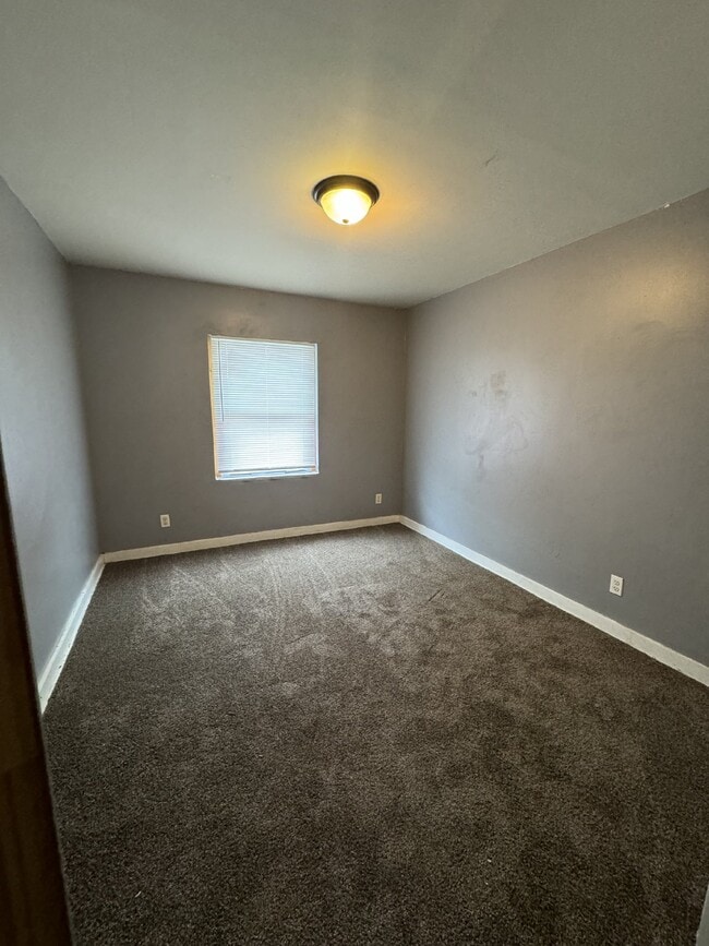 Building Photo - 1 Bed, 1 Bath Rental -