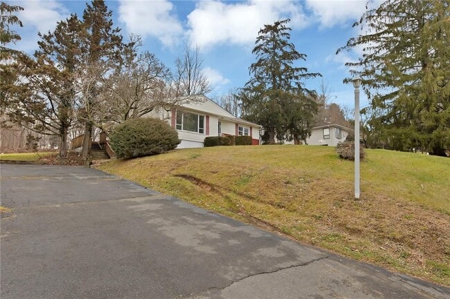 Foto del edificio - 15 Hearthston Ln