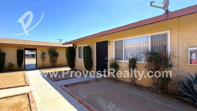Foto del edificio - 20130 Rimrock Rd E