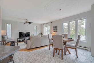 Building Photo - 306 Rue Riviera