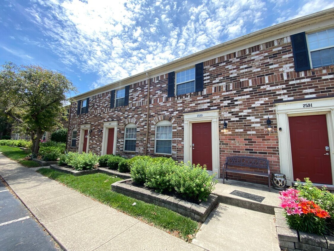 Primary Photo - River-front condo